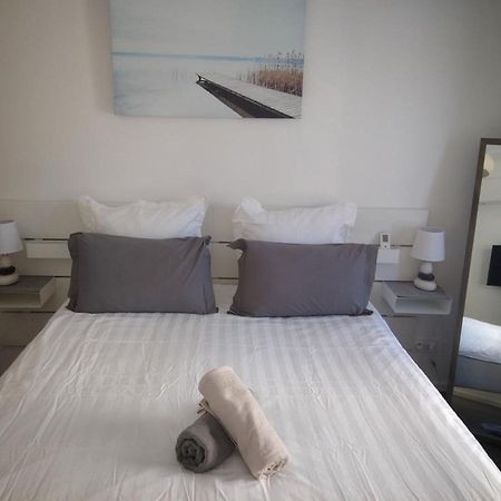 Cannes Holiday Suite A 2 Pas Du Festival Et Plages Екстериор снимка